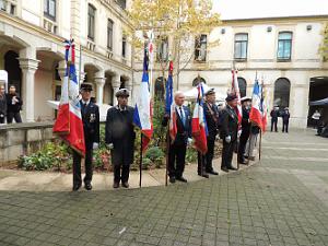 PHASE 1 ARRIVEE 2018 11 11 TOULON LA FLAMME DE LA PAIX (91)